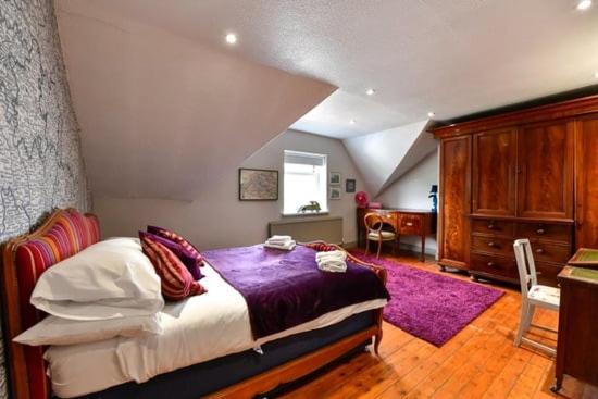 Quirky 4 Bedroom Apartment With Terrace Cardiff Exterior photo